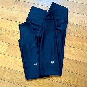 ALO YOGA High-waisted AIRLIFT leggings - 2 Pairs